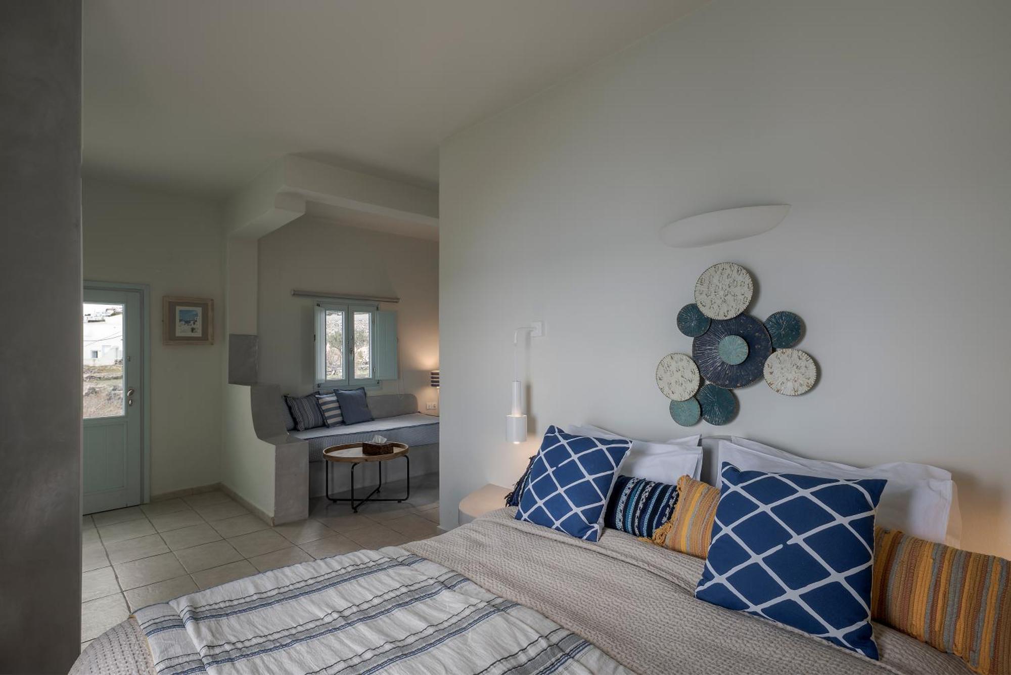 Blue Dolphins Apartments Фиростефани Экстерьер фото